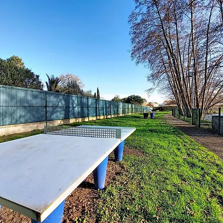 Casa de Férias Le Clos Des Chenes-3 By Interhome