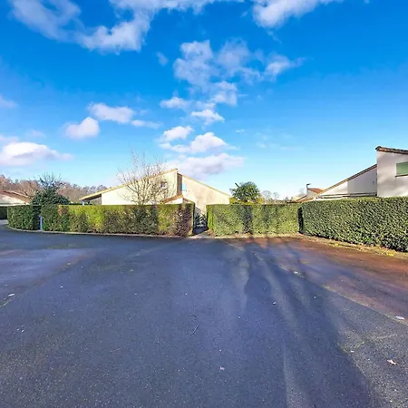 Le Clos Des Chenes-3 By Interhome *